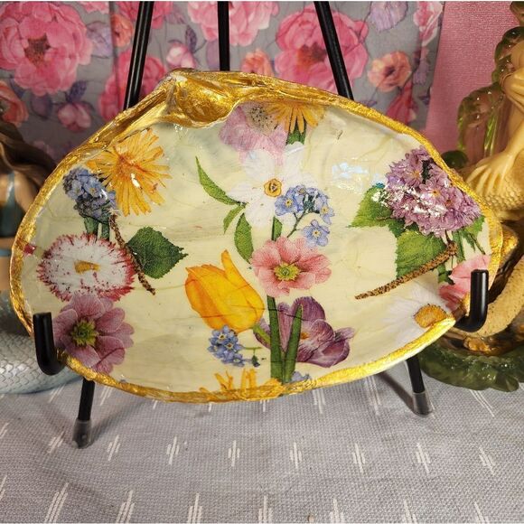 DECOUPAGE CLAM SHELL DECOUPAGE FLOWERS TRINKET DISH - Picture 1 of 7
